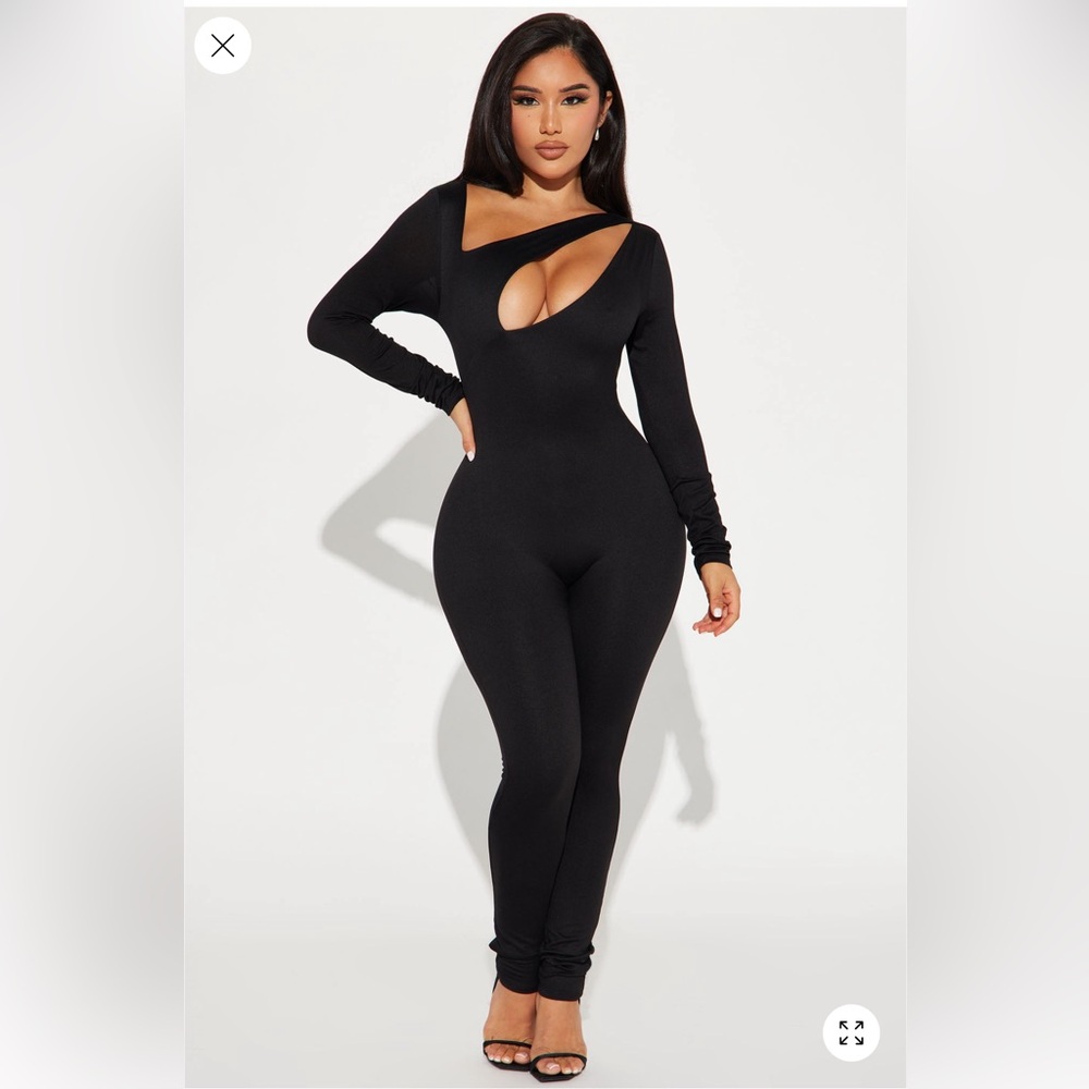 Elegant Black Women's Jumpsuit